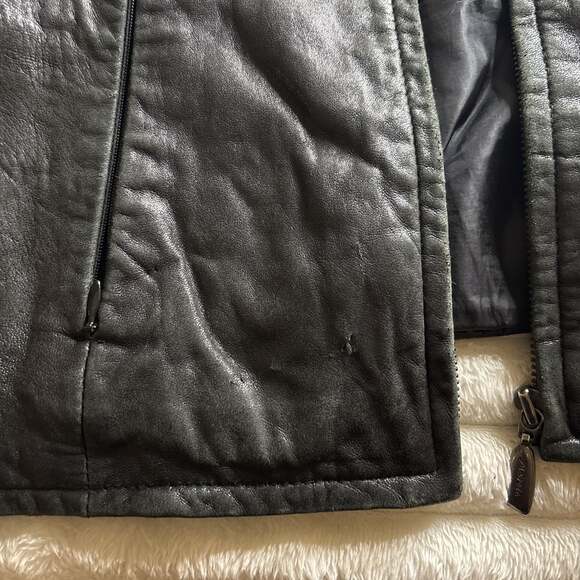 Marcia Collection Black Collarless Ruffled Leather Jacket - Size M - Picture 3 of 7